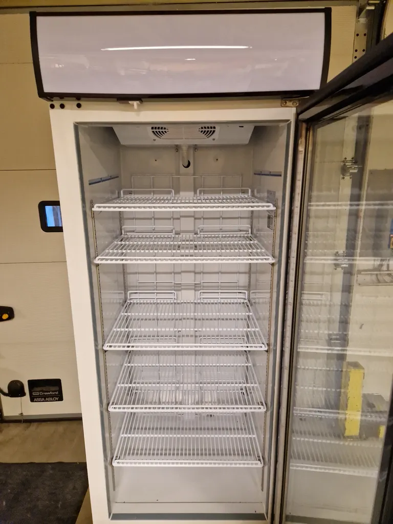 Display fryseskap NF2500G