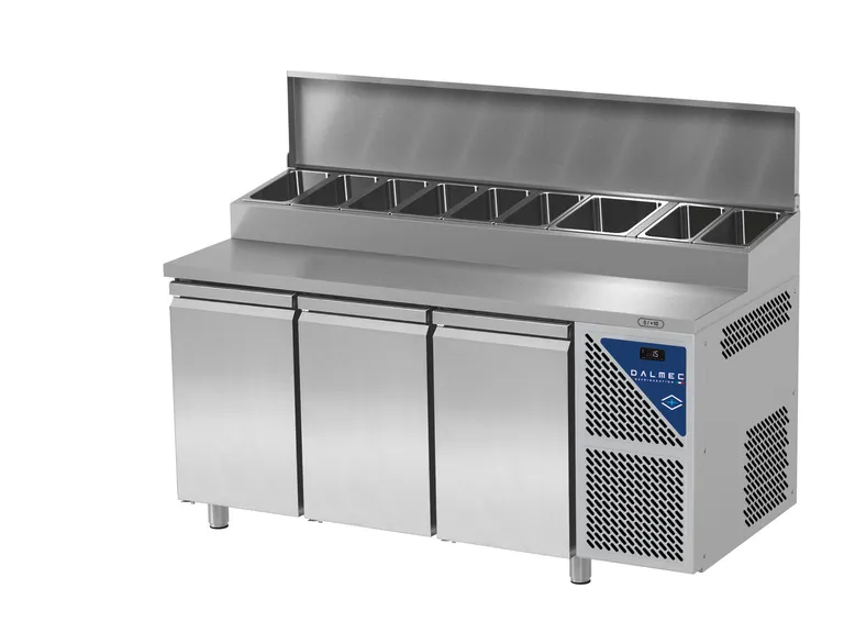 SNACK 700 garnityrbenk med lokk, 3 dører